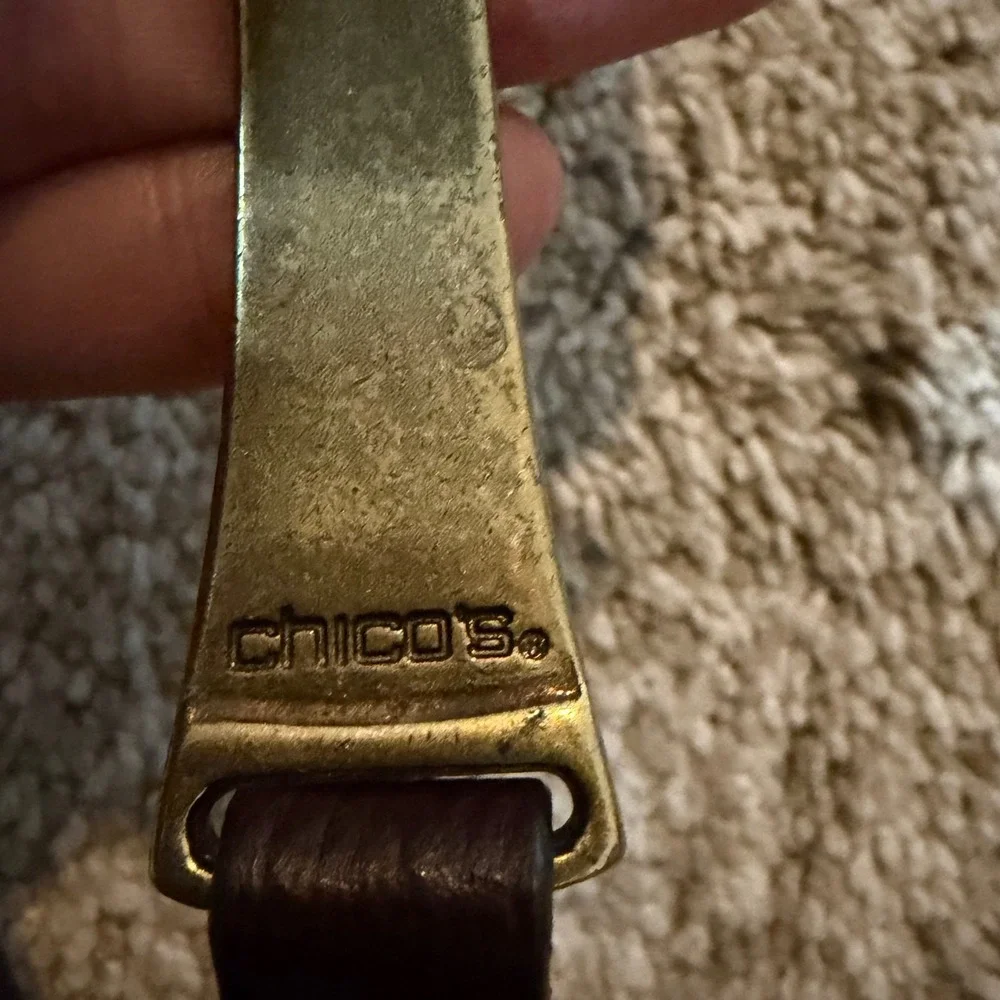 Chicos Genuine Leather‎ Belt Women ML Gold Tone Abstract Buckle